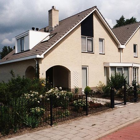 B&B Fam. Elzinga Nieuwkoop Esterno foto